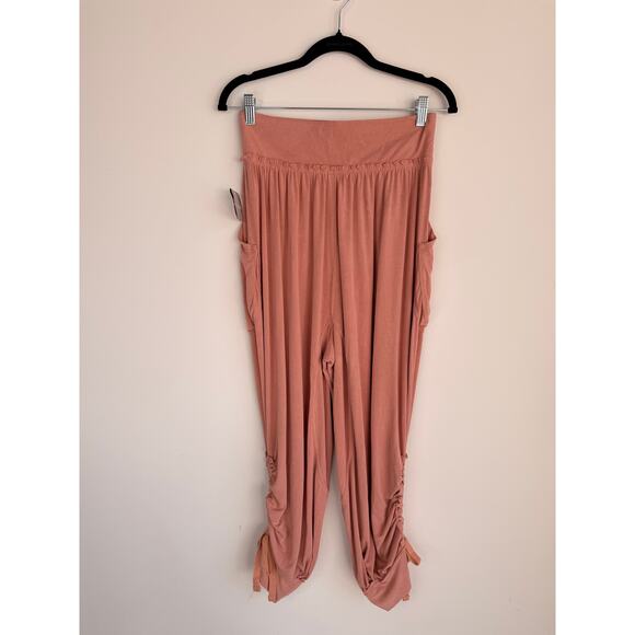Free People Brushed Apricot Harem Pants with Pockets Ruched Legs Size S NWT - Picture 3 of 7